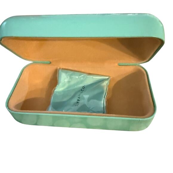 Tiffany & Co. Turquoise Blue Hard Clam Shell Flip Eyeglass Case and Cloth - Picture 8 of 13
